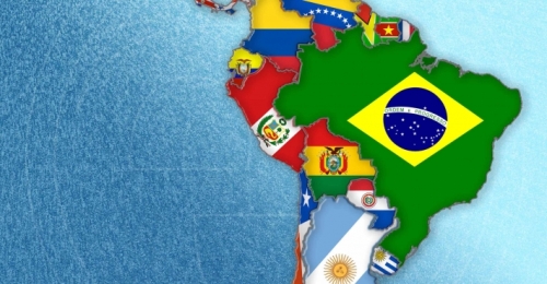 Reviaju Latinoamérica en banderas